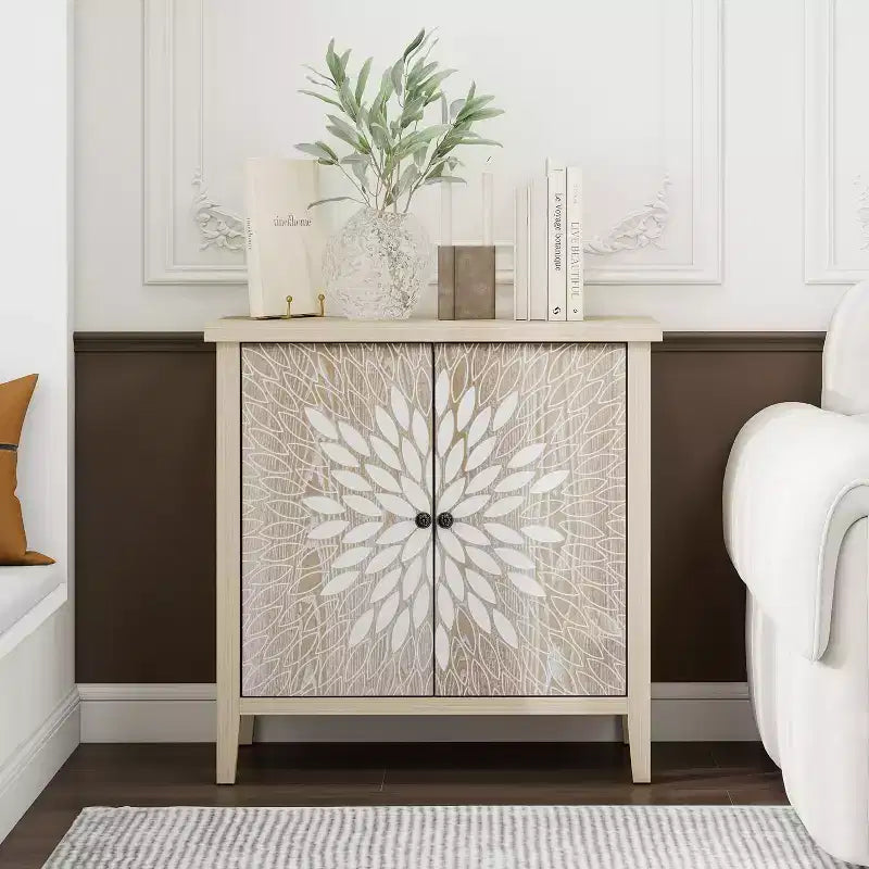 Credenza moderna, credenza con quattro ante con motivi intagliati, mobile contenitore per cucina, sala da pranzo, ingresso