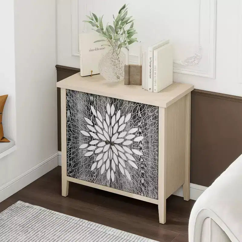 Credenza moderna, credenza con quattro ante con motivi intagliati, mobile contenitore per cucina, sala da pranzo, ingresso